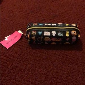 BETSEY JOHNSON pencil case